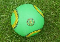 Best Tips & Guides On Choosing Soccer Balls For Beginners