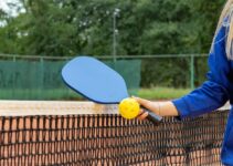 How to Choose the Best Pickleball Paddle in 2025 (Materials, Size & Buying Tips)